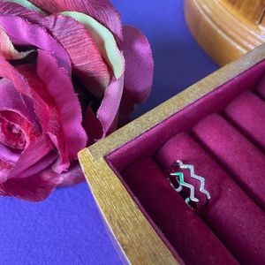 Brand New Adjustable Waves Style Silver Ring!